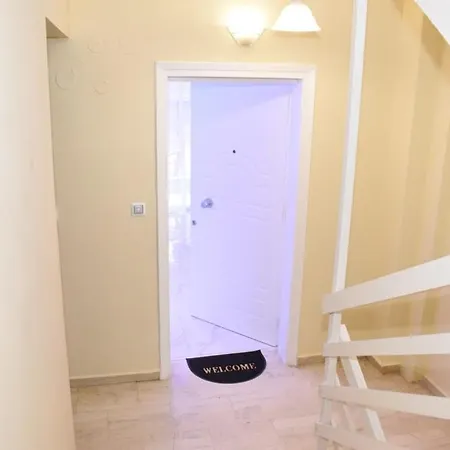 公寓 Luxury Marble 卡泰里尼