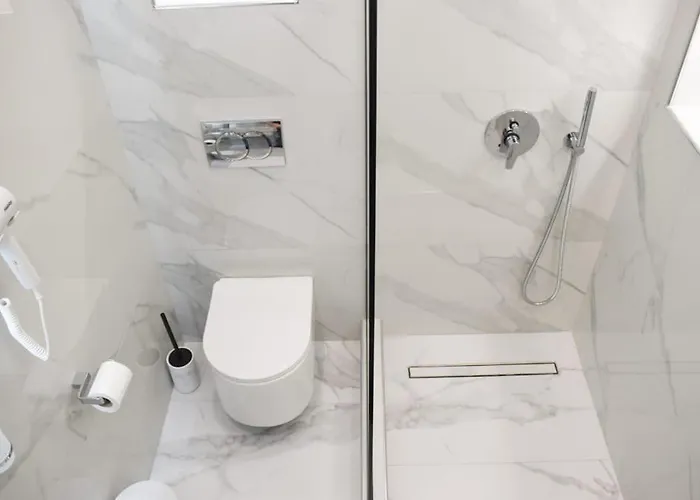 Luxury Marble شقة *